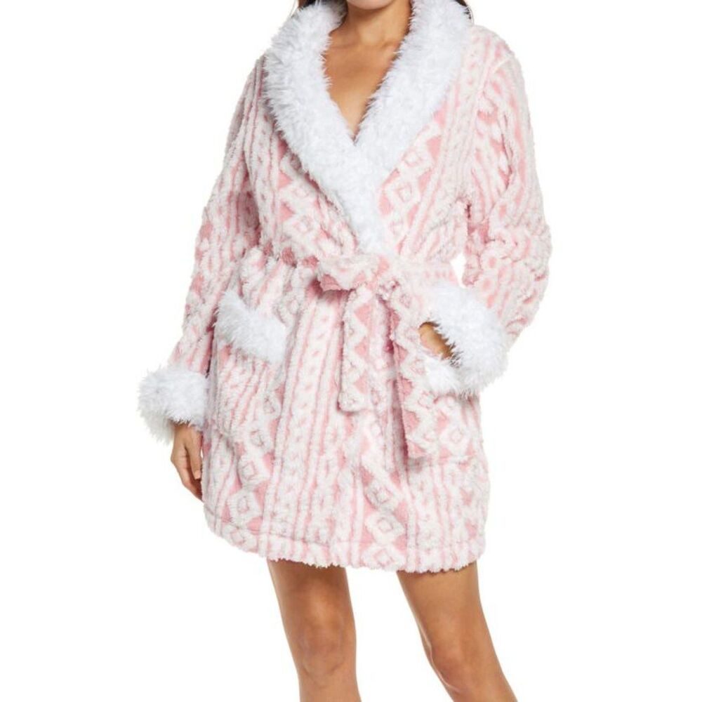 NEW Honeydew Intimates Bundle Up Twinkle Short Plush Robe Faux Fur Geometric
